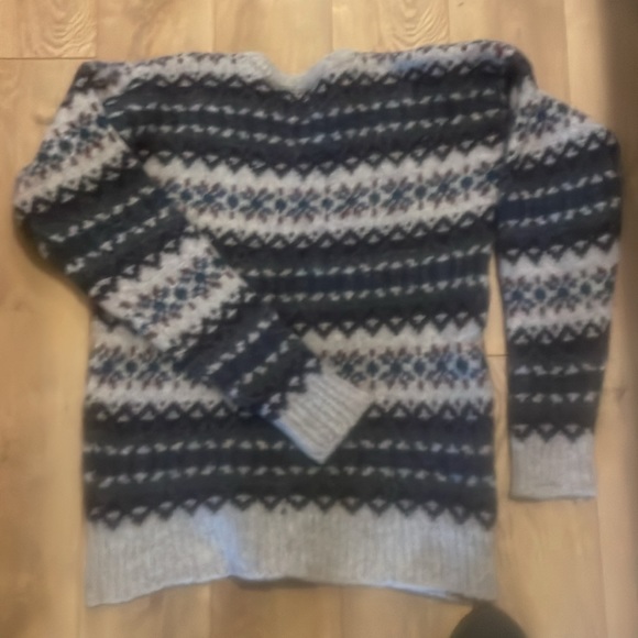 Cabin Fever thick Shetland wool sweater with Nordic style pattern - Picture 2 of 4
